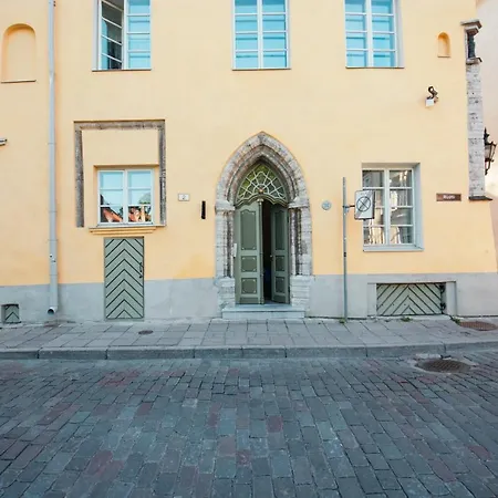 Old Town 3 Bedroom