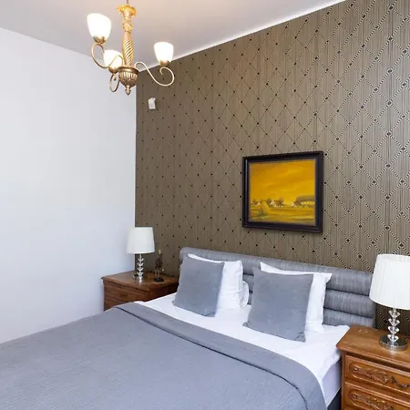 Old Town 3 Bedroom Apartment Tallinn