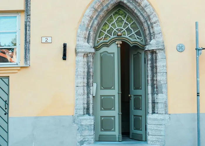 Old Town 3 Bedroom Tallin